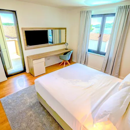 T Betina (Sibenik-Knin)