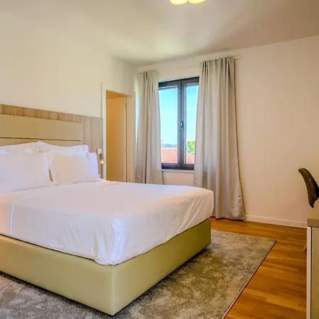 T Betina (Sibenik-Knin)