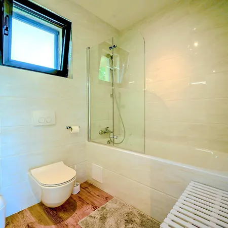 Villa T Betina (Sibenik-Knin)