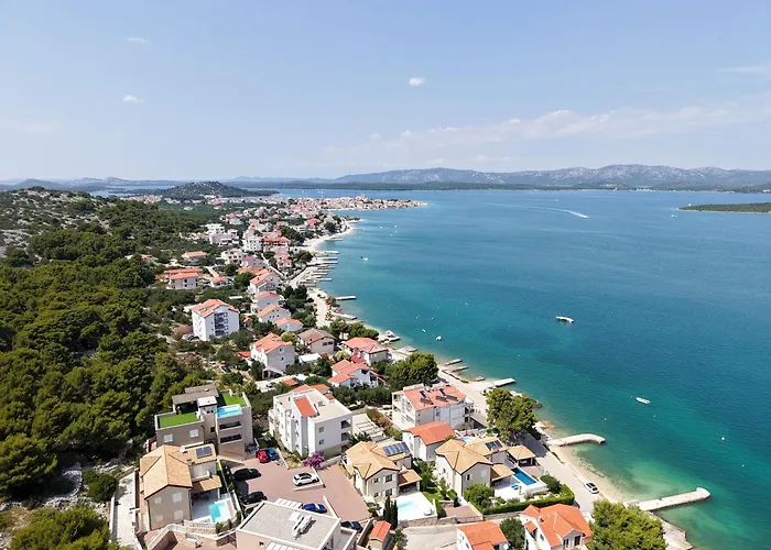 T * Betina (Sibenik-Knin)